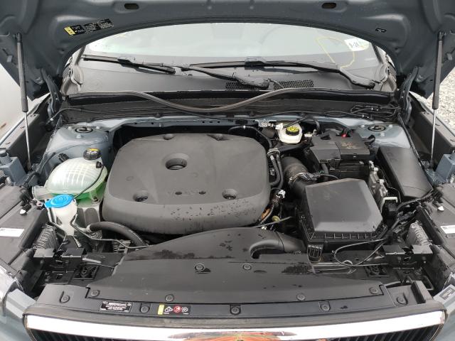 2020 VOLVO XC40 T5 MO YV4162UK4L2200623