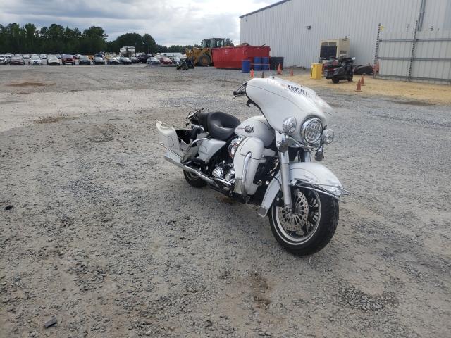 Salvage cars for sale from Copart Lumberton, NC: 2008 Harley-Davidson Flhtcui