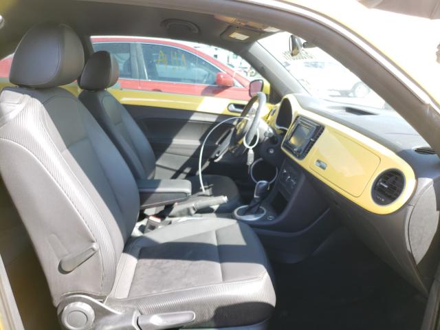 2016 VOLKSWAGEN BEETLE SE 3VWJ07AT4GM602619