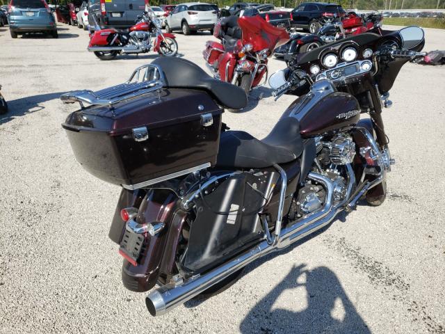 2011 HARLEY-DAVIDSON FLHX 1HD1KBM10BB665483