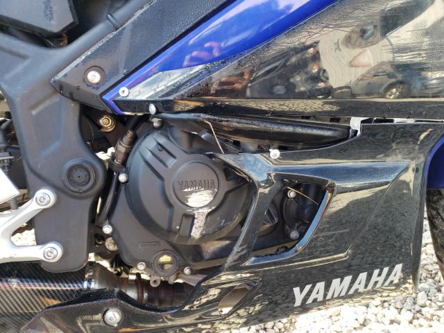 2019 YAMAHA YZFR3 MH3RH17Y3KK001007
