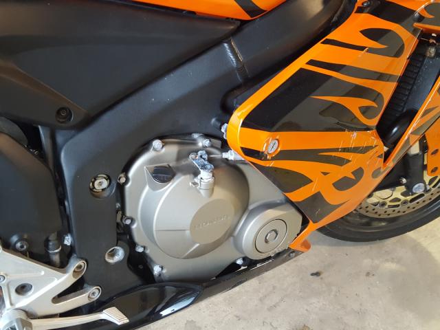 2005 HONDA CBR600 RR JH2PC370X5M202252