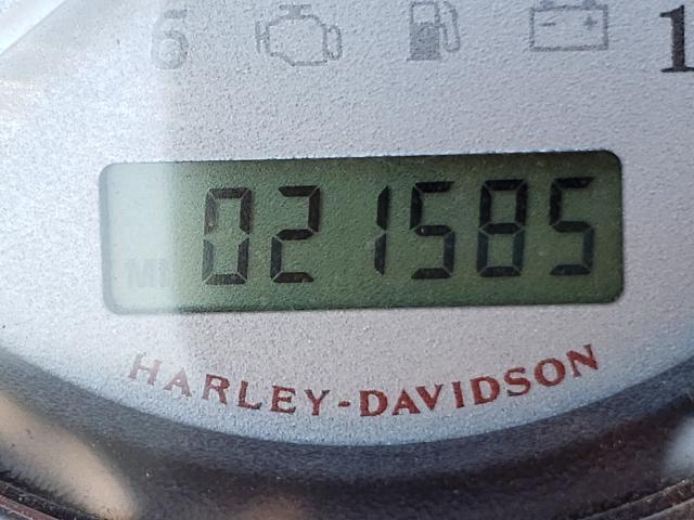 2011 HARLEY-DAVIDSON FLHX 1HD1KBM10BB665483