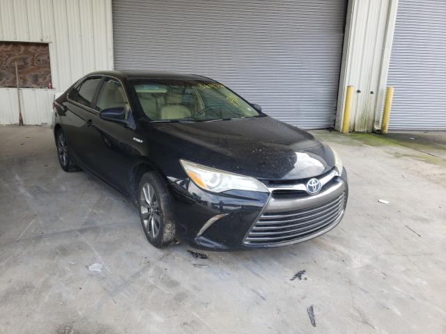 2015 Toyota Camry Hybrid 