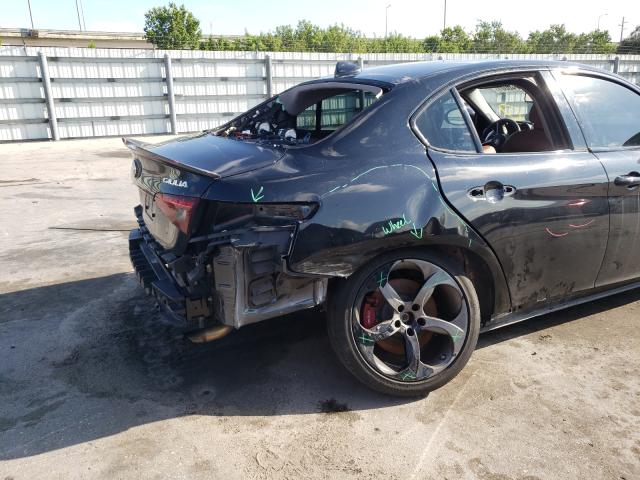 2017 ALFA ROMEO GIULIA ZARFAEBN7H7550009