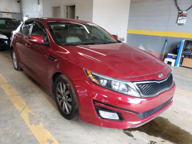 Kia Optima 2015 красная