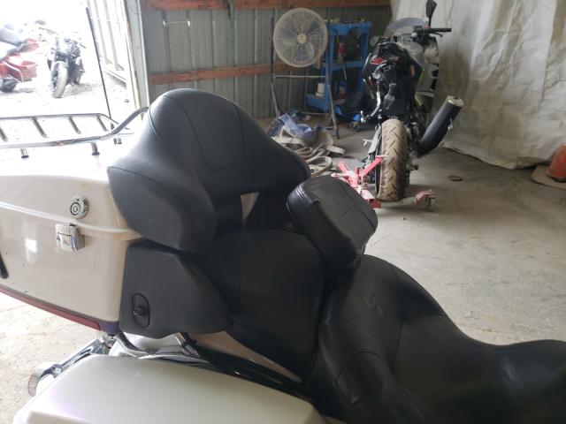 2010 HARLEY-DAVIDSON FLHTK 1HD1KEM14AB641753