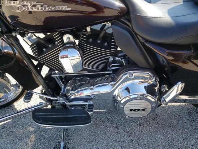 2011 HARLEY-DAVIDSON FLHX 1HD1KBM10BB665483