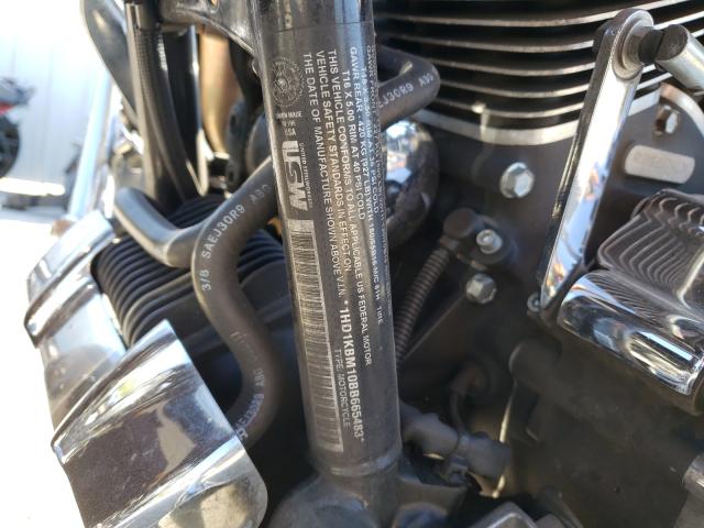 2011 HARLEY-DAVIDSON FLHX 1HD1KBM10BB665483