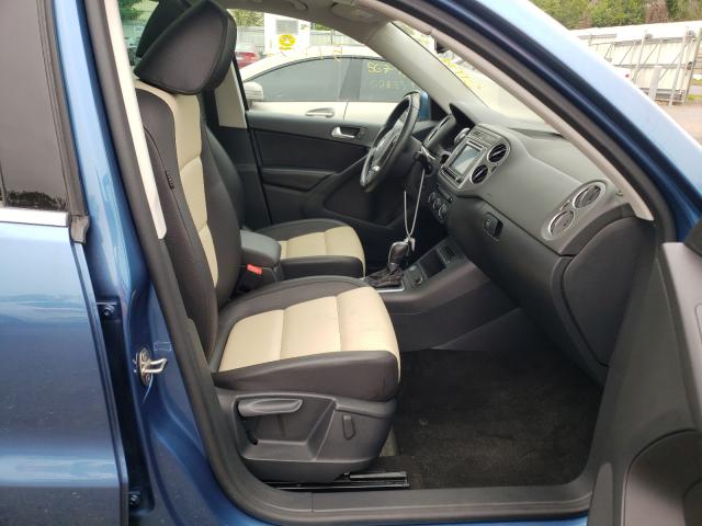 2017 VOLKSWAGEN TIGUAN WOL WVGSV7AX1HK003774