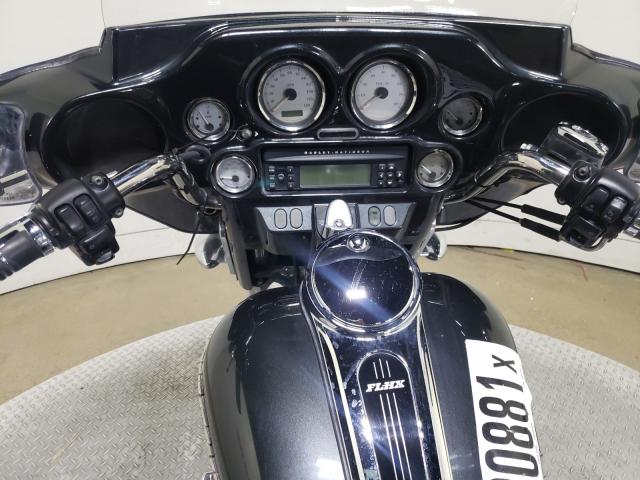 2007 HARLEY-DAVIDSON FLHX 1HD1KB4157Y601718
