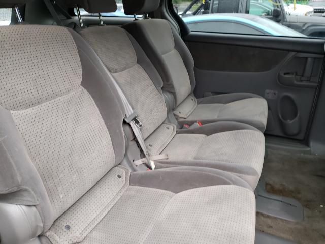 2010 TOYOTA SIENNA CE 5TDKK4CC8AS323159