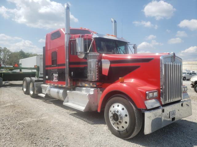 Salvage trucks for sale at Tulsa, OK auction: 2016 Kenworth Construction
