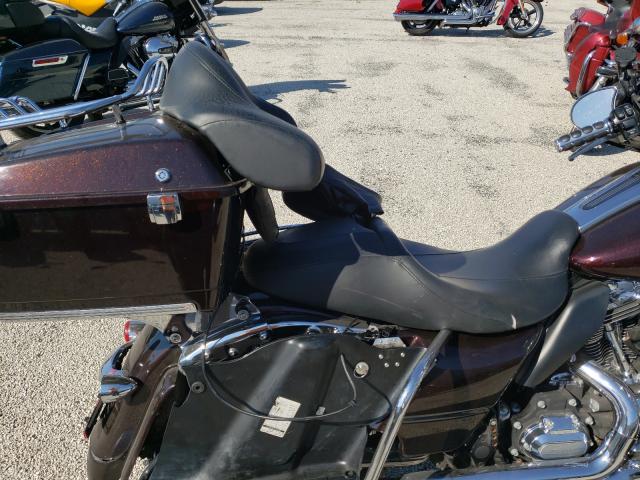 2011 HARLEY-DAVIDSON FLHX 1HD1KBM10BB665483