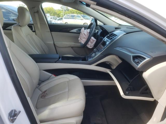 2019 LINCOLN MKZ RESERV 3LN6L5E98KR609373