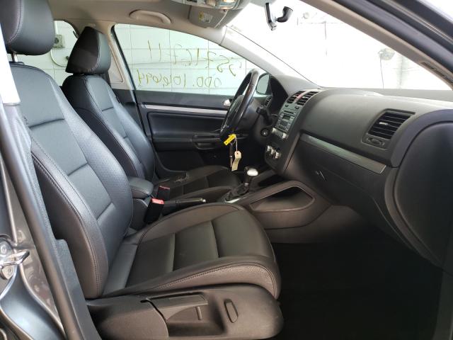 2010 VOLKSWAGEN JETTA 2.5 3VWRX7AJ2AM117996
