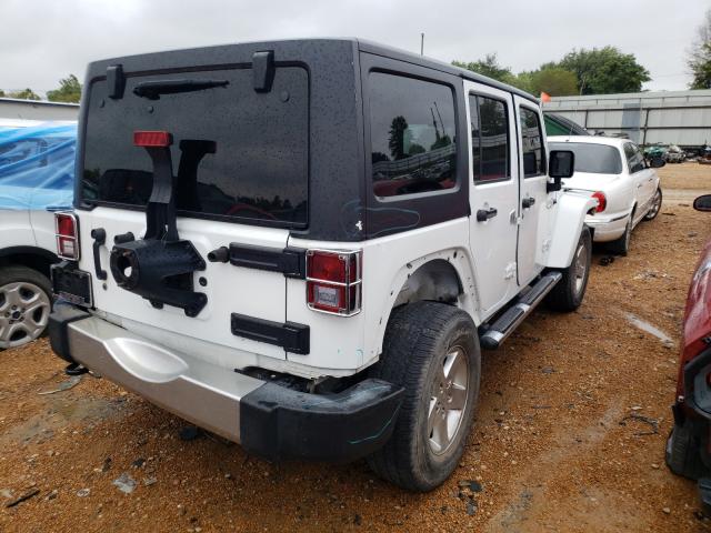 1C4BJWEG3HL523151 Jeep Wrangler Unlimited Sahara