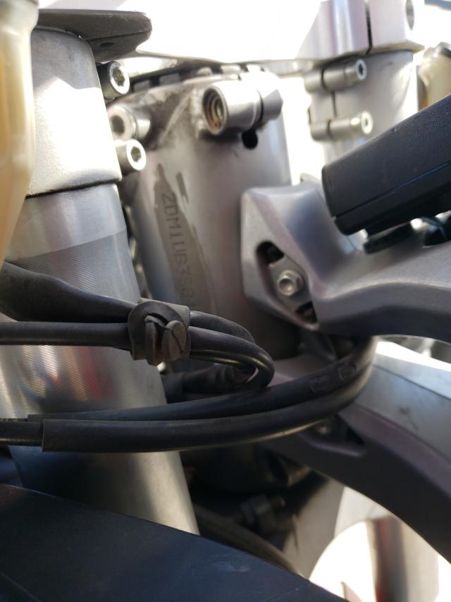 2004 DUCATI 749 BIPOST ZDM1UB3S84B004152