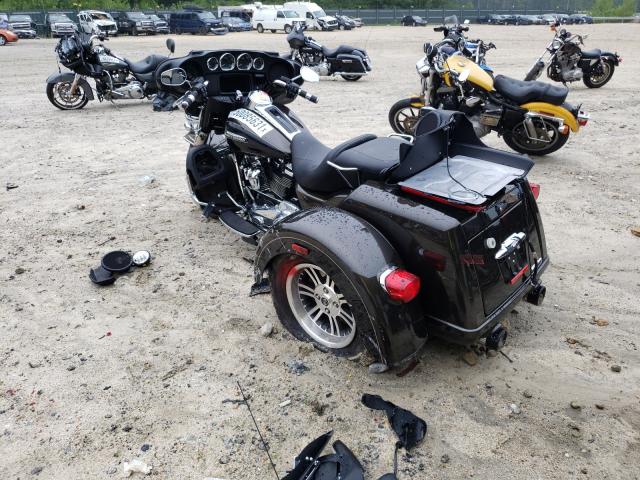 2020 HARLEY-DAVIDSON FLHTCUTG 1HD1MAF15LB851409