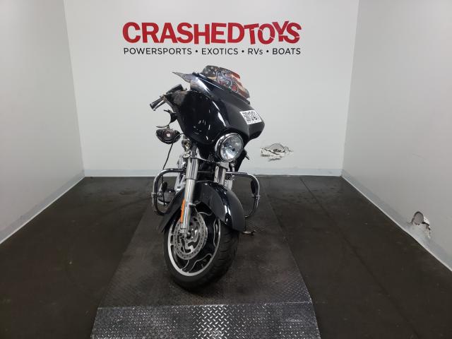 2011 HARLEY-DAVIDSON FLHX 1HD1KBM15BB680044