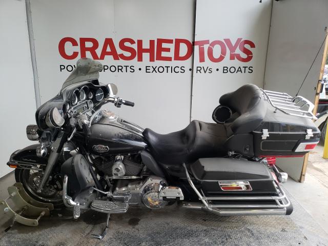 2010 HARLEY-DAVIDSON FLHTCU 1HD1FC414AB616909