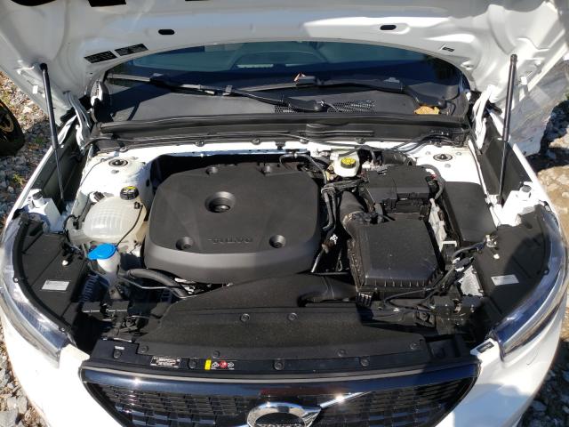 2019 VOLVO XC40 T5 R- YV4162UM8K2138823