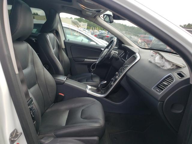 2015 VOLVO XC60 T6 PR YV4902RB7F2613346