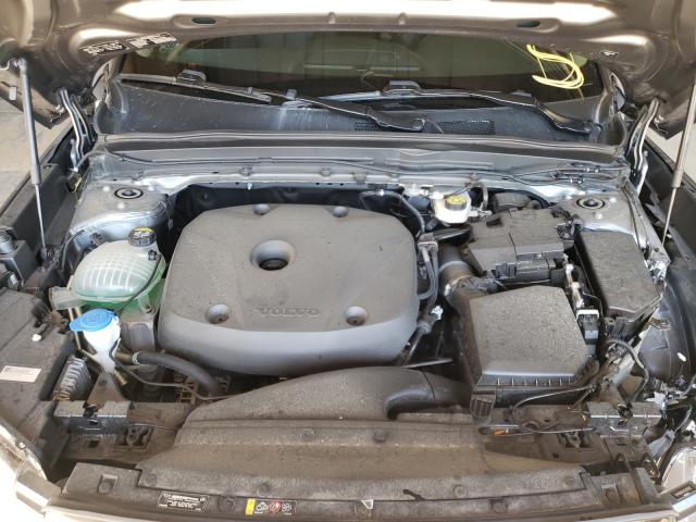 2019 VOLVO XC40 T5 MO YV4162UK3K2151512