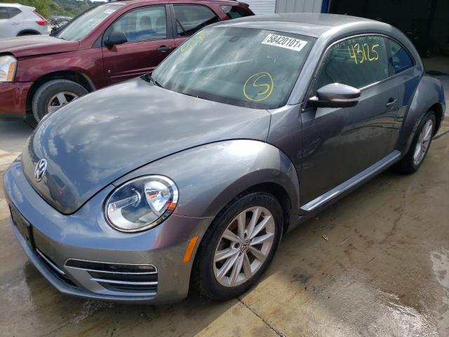 2017 VOLKSWAGEN BEETLE SE 3VWJ17AT5HM629570