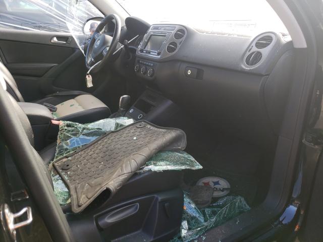 2017 VOLKSWAGEN TIGUAN WOL WVGSV7AX0HK029458