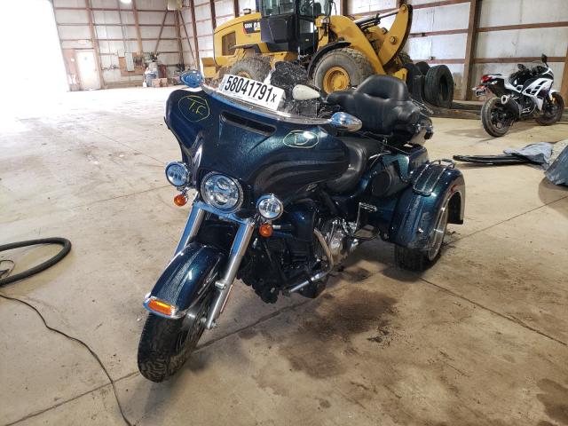 2016 HARLEY-DAVIDSON FLHTCUTG 1HD1MAL14GB855137