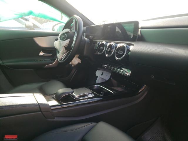 2019 MERCEDES-BENZ A 220 4MAT WDD3G4FB4KW026664