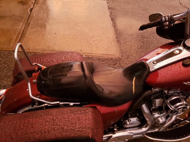 2010 HARLEY-DAVIDSON FLHX 1HD1KB410AB627833