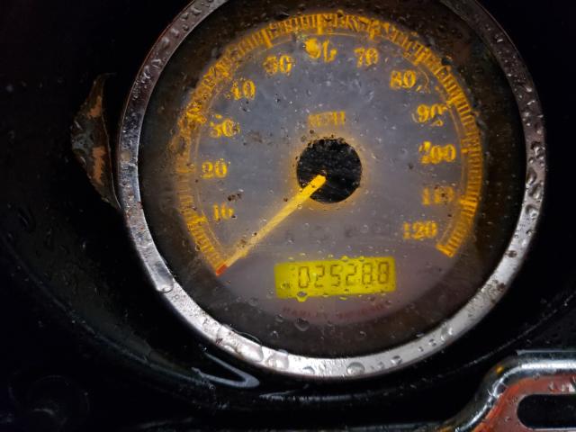 2010 HARLEY-DAVIDSON FLHX 1HD1KB410AB627833