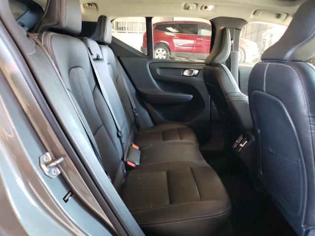 2019 VOLVO XC40 T5 MO YV4162UK3K2151512