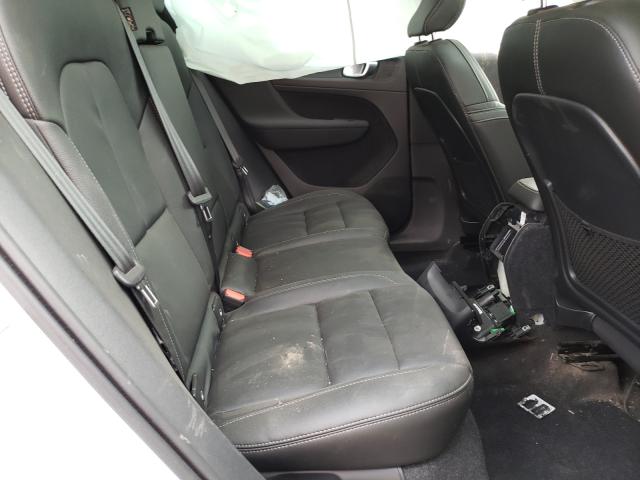 2021 VOLVO XC40 T5 MO YV4162UK2M2465266