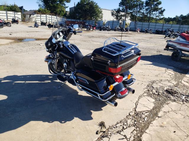 2010 HARLEY-DAVIDSON FLHTCU 1HD1FC411AB674945