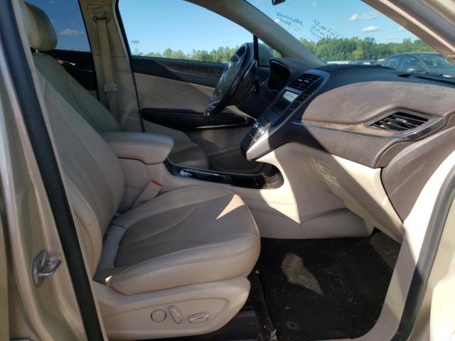 2017 LINCOLN MKC RESERV 5LMTJ3DH8HUL19493