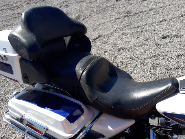 2007 HARLEY-DAVIDSON FLHTCUI 1HD1FC4347Y636374