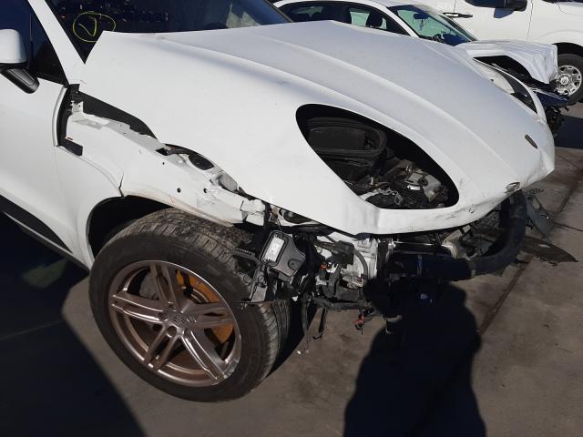 VIN WP1AB2A55KLB34037 2019 Porsche Macan, S no.9