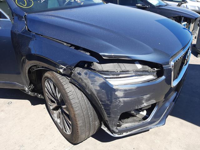 2020 VOLVO XC90 T5 MO YV4102CK3L1537664
