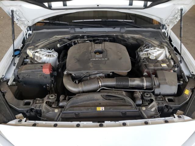 2017 JAGUAR XE PREMIUM SAJAD4BG1HA964088