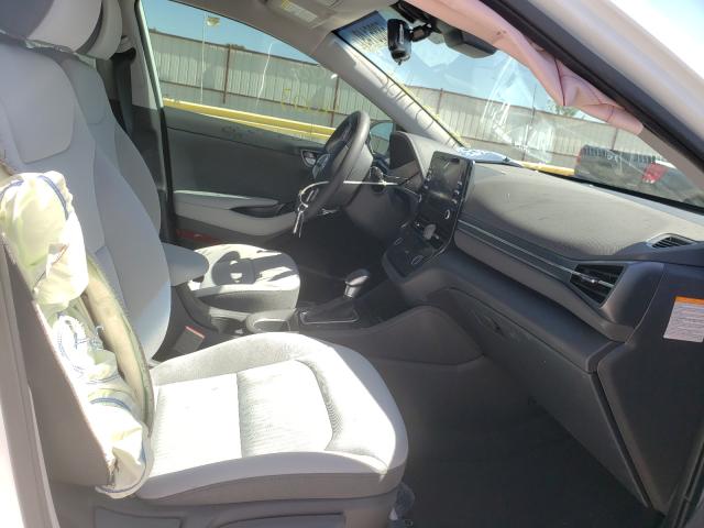 2021 HYUNDAI IONIQ SE KMHC75LC8MU257705