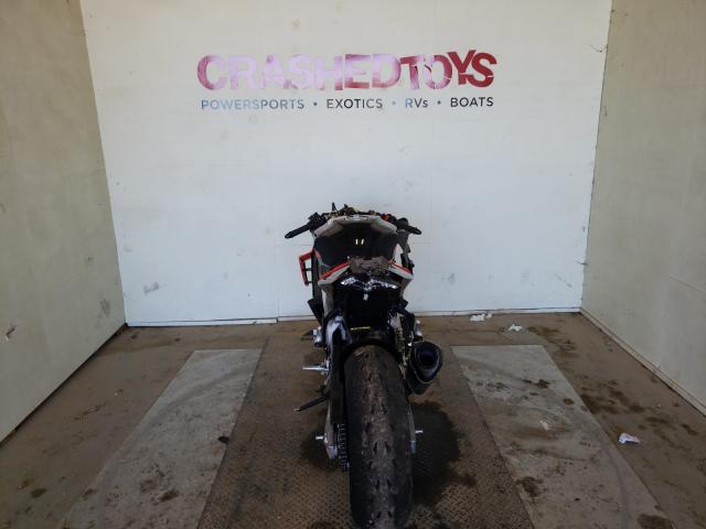 2021 APRILIA RSV4 ZD4KYUB02MS000022