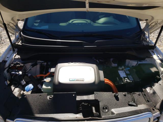 2017 KIA SOUL EV + KNDJX3AE5H7019917