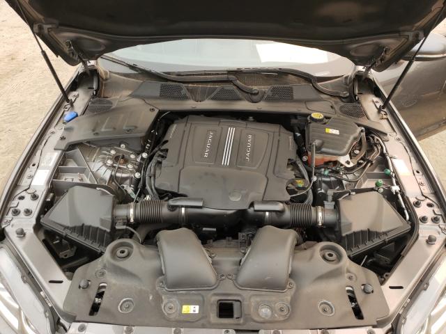2017 JAGUAR XJ SAJWA1C73H8W09328