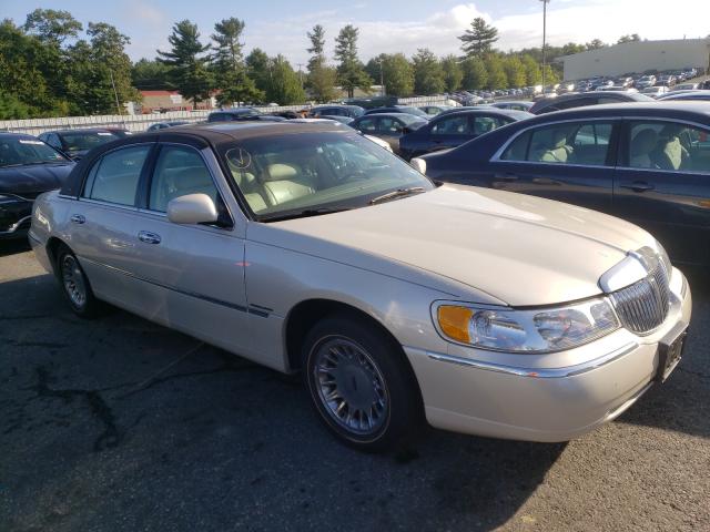 2000 LINCOLN TOWN CAR CARTIER en venta RI EXETER Thu. Oct 14