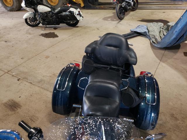 2016 HARLEY-DAVIDSON FLHTCUTG 1HD1MAL14GB855137