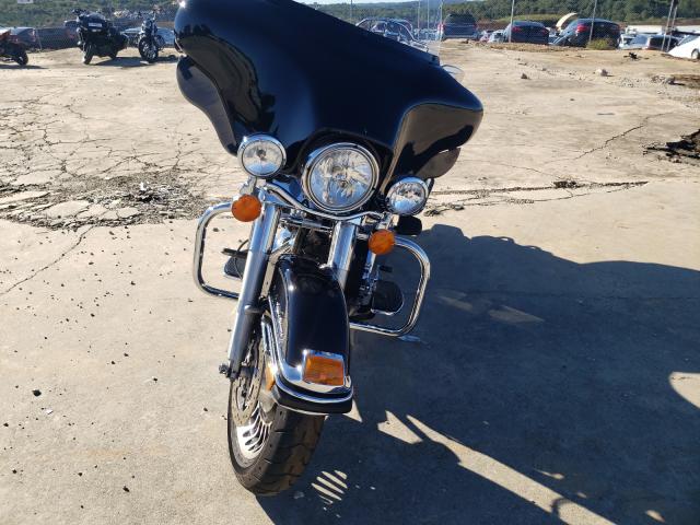 2010 HARLEY-DAVIDSON FLHTCU 1HD1FC411AB674945