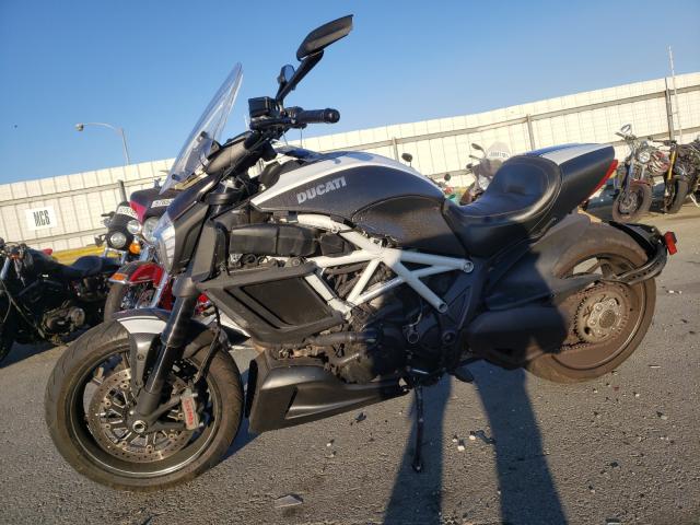 2015 DUCATI DIAVEL ZDM13BSW9FB019981